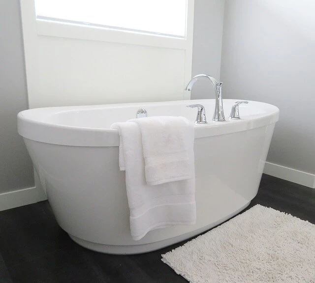 Large white bathtub